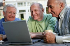 anziani al computer