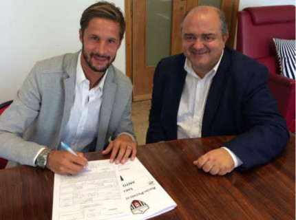 Antonini firma il conratto