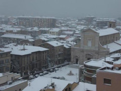 San Benedetto del Tronto e Piazza Nardone con la neve. Foto di S. Gaetani