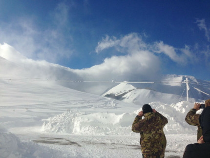 Soccorritori nella neve