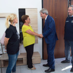 Terremoto, il premier Paolo Gentiloni nelle zone colpite dal sisma. Visita ad Arquata del Tronto