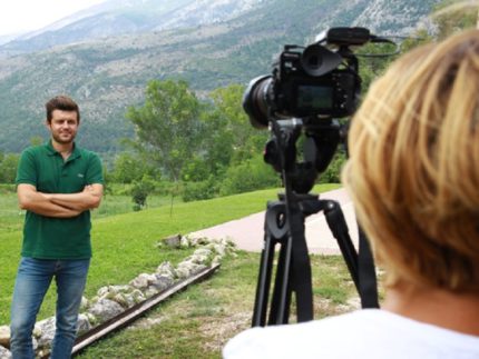 Riprese del programma televisivo "New Farmers"