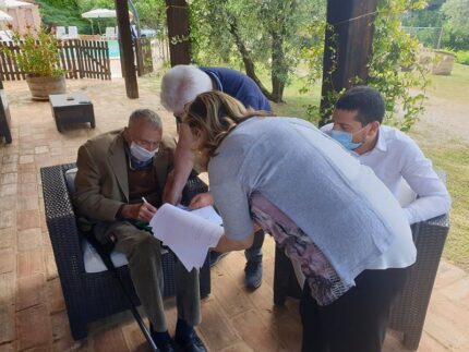 Donazione di monete al Comune di Montalto delle Marche