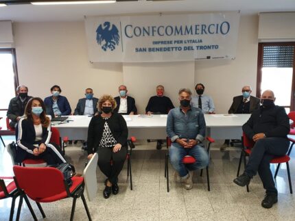 Riunione della Confcommercio provinciale di Ascoli Piceno