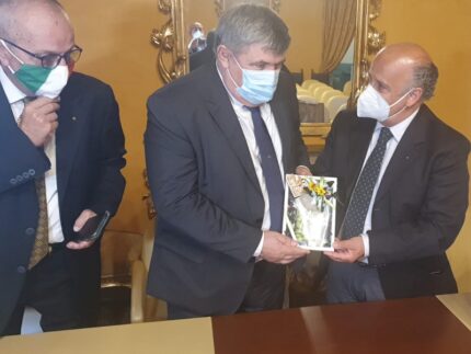 Visita ad Ascoli dell'ambasciatore moldavo