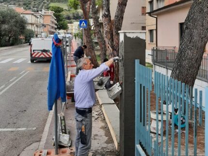 Lavori nella scuola di via Marche a Grottammare