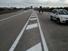 Lavori stradali, rifacimento della segnaletica stradale