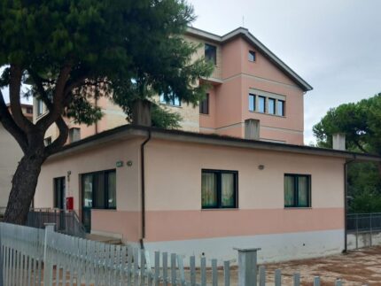 Scuola in via Marche a Grottammare