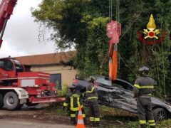 Auto recuperata dai Vigili del Fuoco a Castel di lama