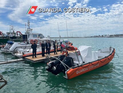 Nuovo mezzo della Guardia Costiera di San Benedetto