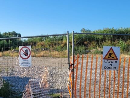 Cantiere della ciclopedonale sul Tronto