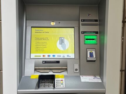 Nuovo postamat installato a Carassai