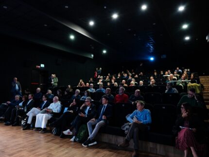 Evento sull'IA al PalaRiviera