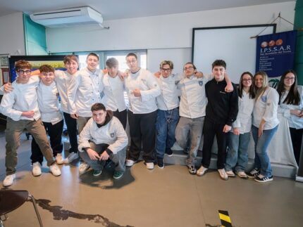 Studenti dell'istituto alberghiero "Buscemi" di San Benedetto